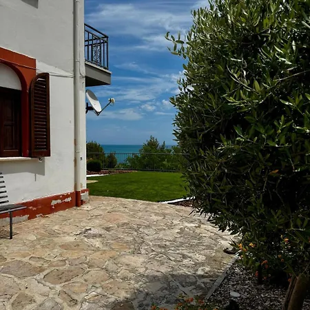 House Of The Sun Vila Vasto Marina